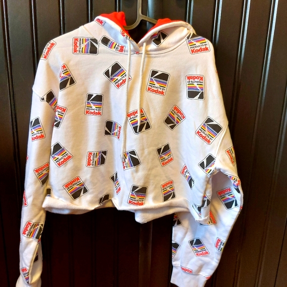 🌱 NWOT Kodak Cropped Hoodie - Picture 1 of 4